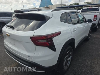 2025 Chevrolet Trax LT - miniatura 4