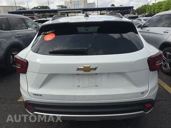 2025 Chevrolet Trax LT - miniatura 5