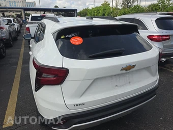 2025 Chevrolet Trax LT - miniatura 6