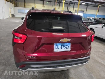 2025 Chevrolet Trax LT - miniatura 8