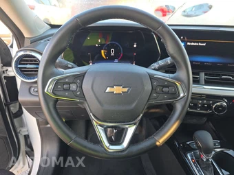 2025 Chevrolet Trax LT – miniatura 10