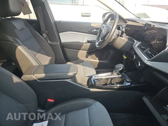 2025 Chevrolet Trax LT - miniatura 8
