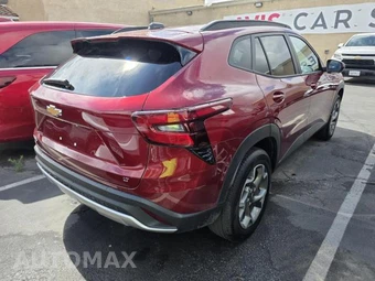 2025 Chevrolet Trax LT – miniatura 4