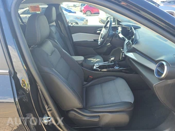 2025 Chevrolet Trax LT - miniatura 8
