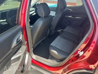 2025 Chevrolet Trax LT - miniatura 18