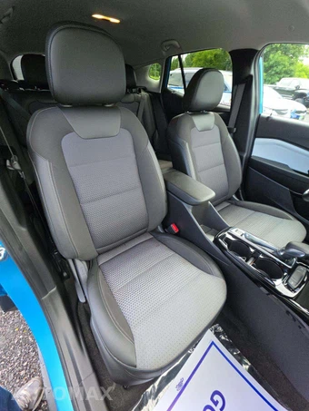 2025 Chevrolet Trax LT - miniatura 18