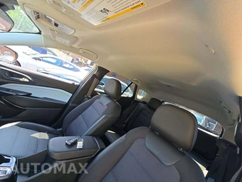 2025 Chevrolet Trax LT - miniatura 11