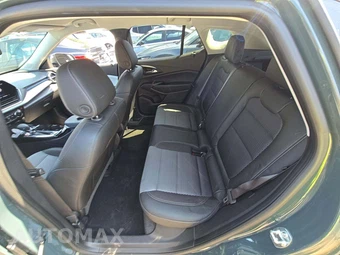 2025 Chevrolet Trax LT - miniatura 13