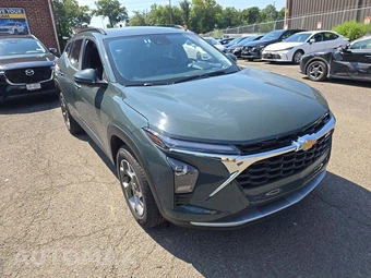 2025 Chevrolet Trax LT - miniatura 4