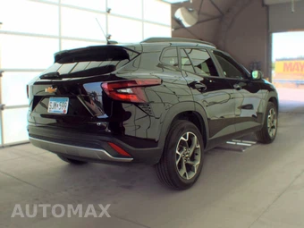 2025 Chevrolet Trax LT - miniatura 4