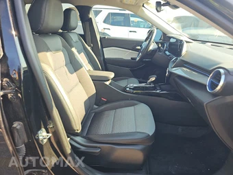 2025 Chevrolet Trax LT - miniatura 8