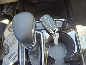 2025 Chevrolet Trax LT – miniatura 8