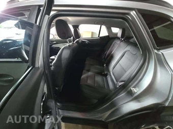 2025 Chevrolet Trax LT - miniatura 13