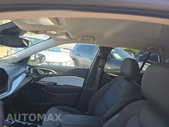 2025 Chevrolet Trax LT - miniatura 18