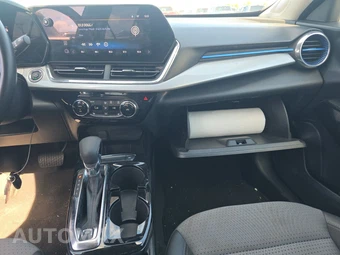 2025 Chevrolet Trax LT - miniatura 11