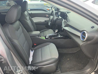2025 Chevrolet Trax LT – miniatura 8