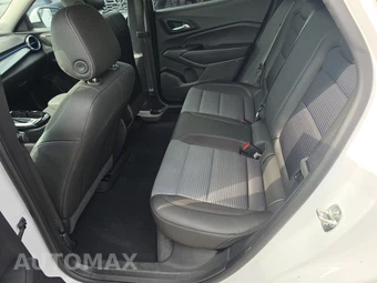 2025 Chevrolet Trax LT - miniatura 13