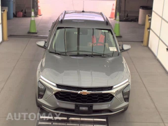 2025 Chevrolet Trax LT - miniatura 2