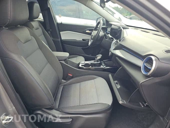 2025 Chevrolet Trax LT - miniatura 8