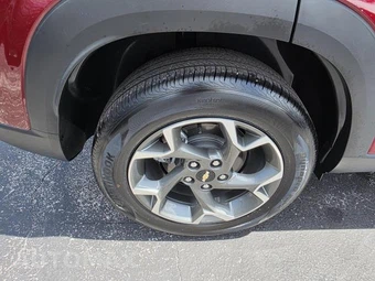 2025 Chevrolet Trax LT - miniatura 26