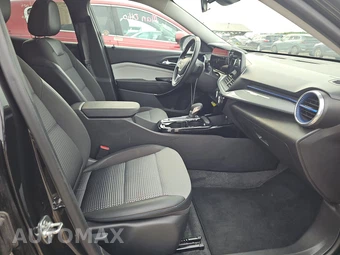 2025 Chevrolet Trax LT - miniatura 8