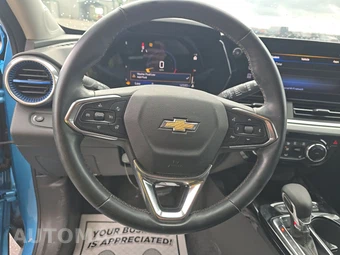 2025 Chevrolet Trax LT - miniatura 10
