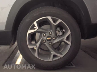 2025 Chevrolet Trax LT - miniatura 12