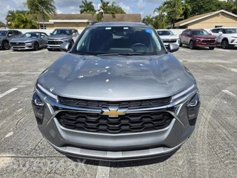 2025 Chevrolet Trax LT – miniatura 14