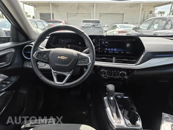 2025 Chevrolet Trax LT – miniatura 9