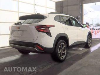 2025 Chevrolet Trax LT - miniatura 4