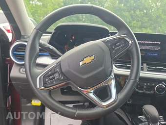2025 Chevrolet Trax LT - miniatura 10