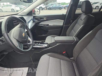 2025 Chevrolet Trax LT - miniatura 7
