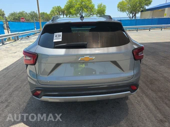 2025 Chevrolet Trax LT - miniatura 5