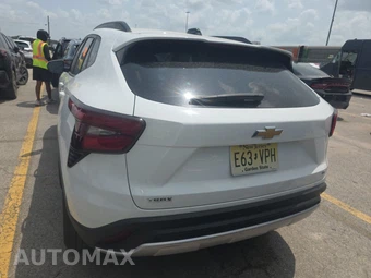 2025 Chevrolet Trax LT - miniatura 5