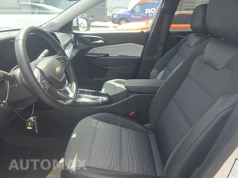 2025 Chevrolet Trax LT - miniatura 7