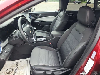 2025 Chevrolet Trax LT - miniatura 7