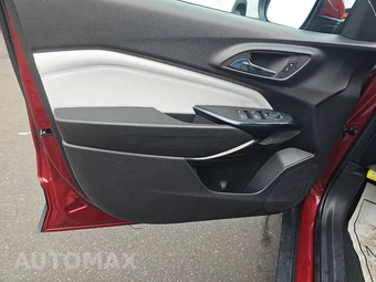 2025 Chevrolet Trax LT - miniatura 9