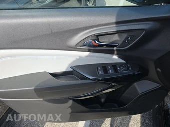 2025 Chevrolet Trax LT - miniatura 9