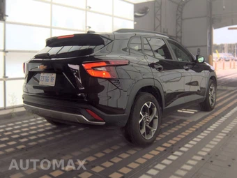 2025 Chevrolet Trax LT - miniatura 4