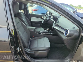 2025 Chevrolet Trax LT - miniatura 8