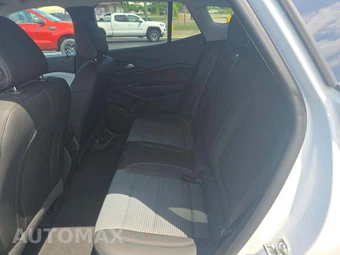 2025 Chevrolet Trax LT – miniatura 10