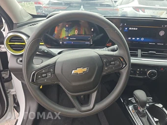 2025 Chevrolet Trax LT - miniatura 10