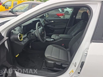 2025 Chevrolet Trax LT - miniatura 7