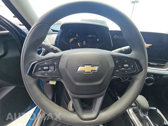2025 Chevrolet Trax LT – miniatura 10