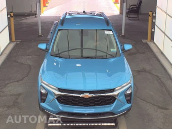 2025 Chevrolet Trax LT – miniatura 2