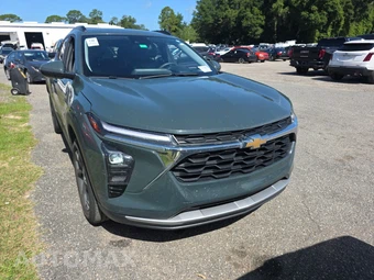 2025 Chevrolet Trax LT - miniatura 2