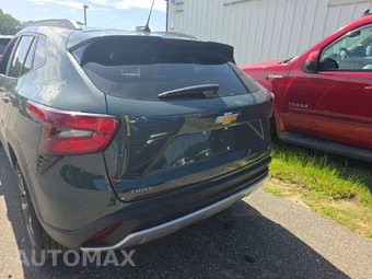 2025 Chevrolet Trax LT - miniatura 5
