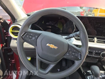 2025 Chevrolet Trax LT – miniatura 10