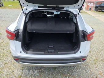 2025 Chevrolet Trax LT – miniatura 11