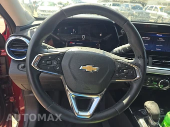 2025 Chevrolet Trax LT - miniatura 10